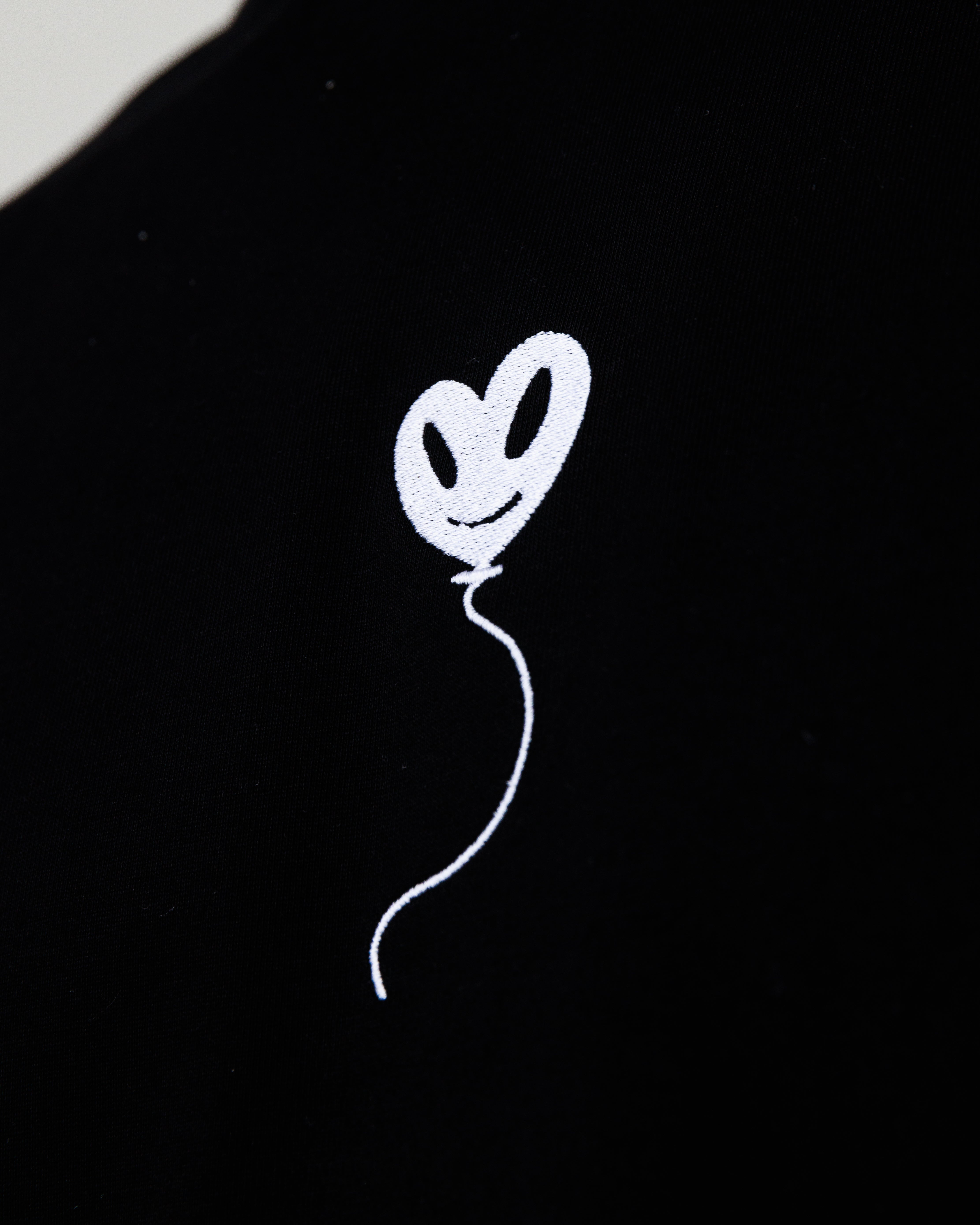 BLACK TEE 01